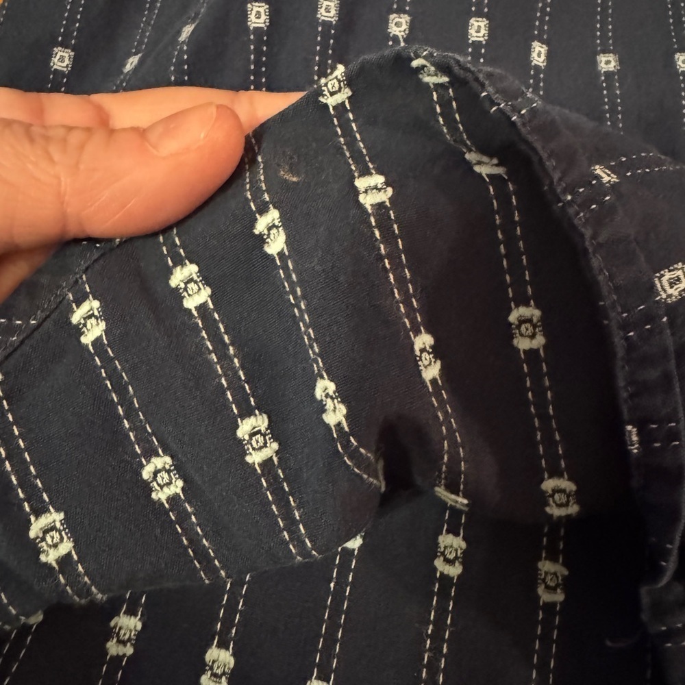 Express button up​​​ - Picture 3 of 6